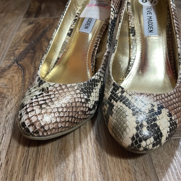 Steve Madden P-lonni faux python snake skin pumps heels Size 8.5 - Picture 7 of 12